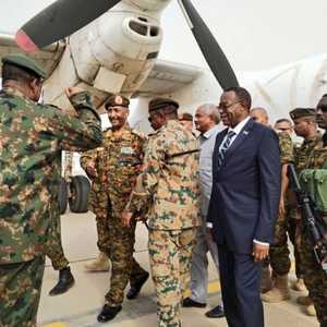 البرهان نادرا ما يغادر الخرطوم منذ بدء الحرب