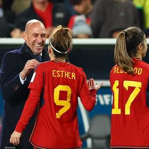 قبلة روبياليس أثارت غضبا كبيرا في إسبانيا