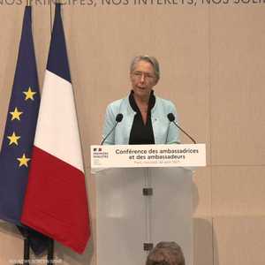 رئيسة وزراء فرنسا: نتابع أحداث الغابون عن كثب