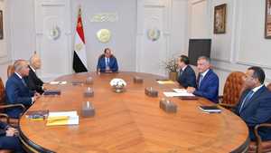 الرئيس المصري عبدالفتاح السيسي يلتقي مسؤولي شركة إيني