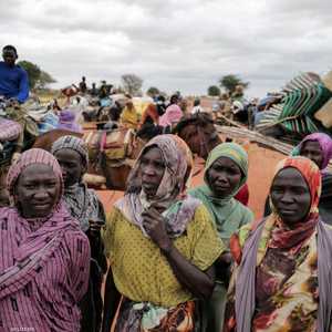 لاجئات سودانيات على الحدود مع تشاد.