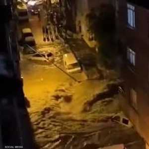 من الفيضانات التي ضربت إسطنبول