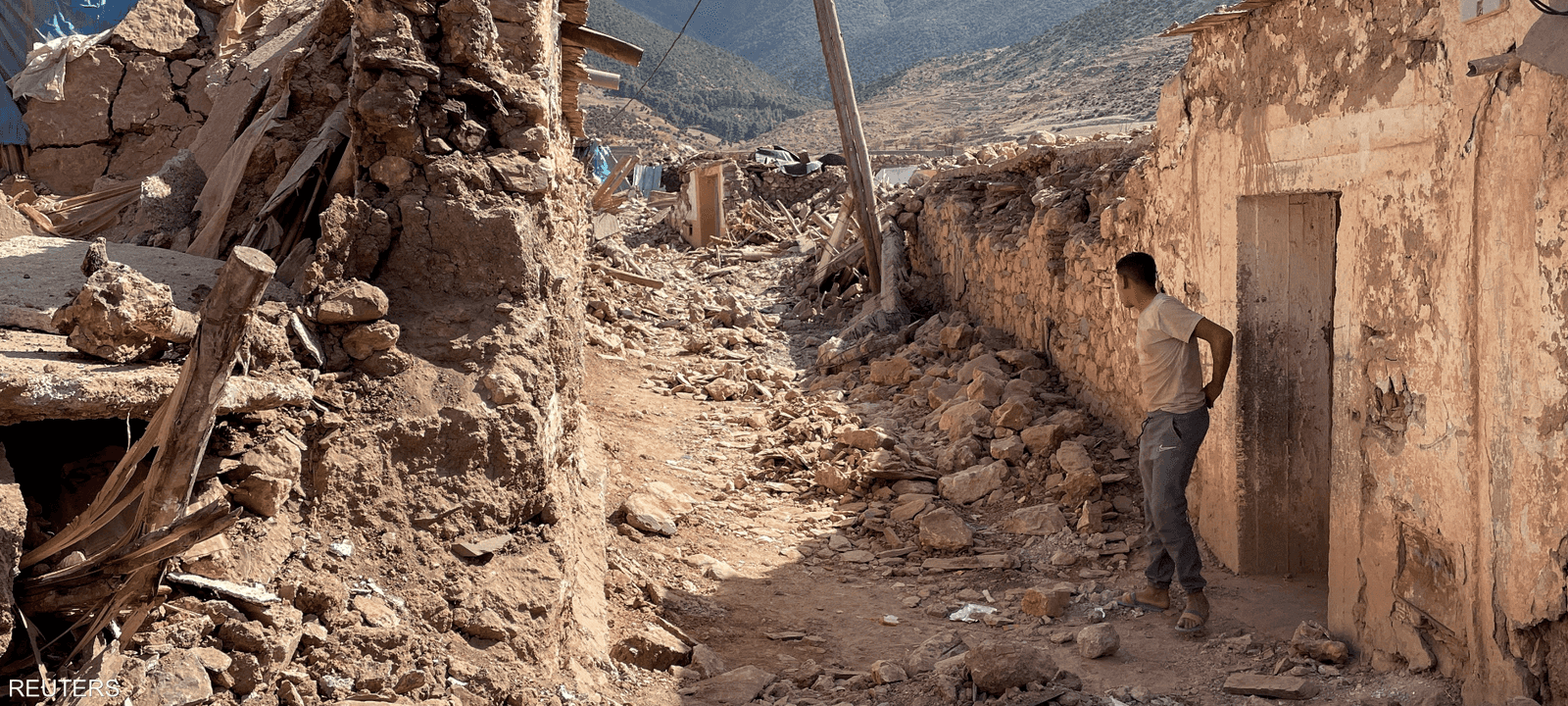 آثار الزلزال المدمر في إحدى المناطق بجبال أطلس