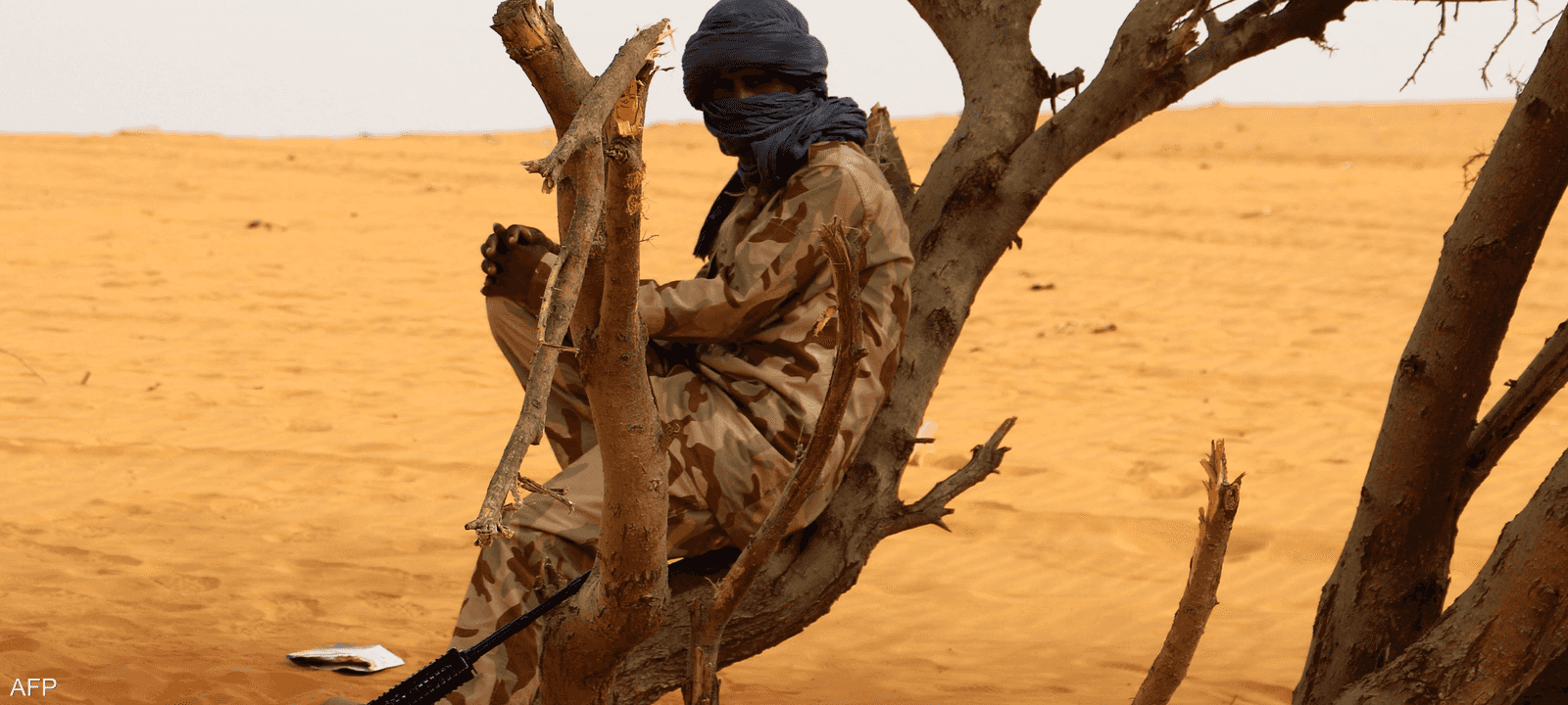 أحد العناصر المسلحة من حركة أزواد