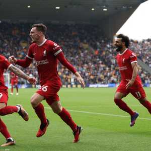 فرحة لاعبي ليفربول