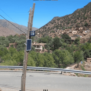 تم تركيب عدد من الألواح الشمسية في عدد من المناطق