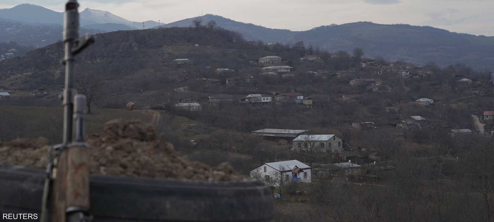 أذربيجان تطلق عمليات عسكرية في كاراباخ