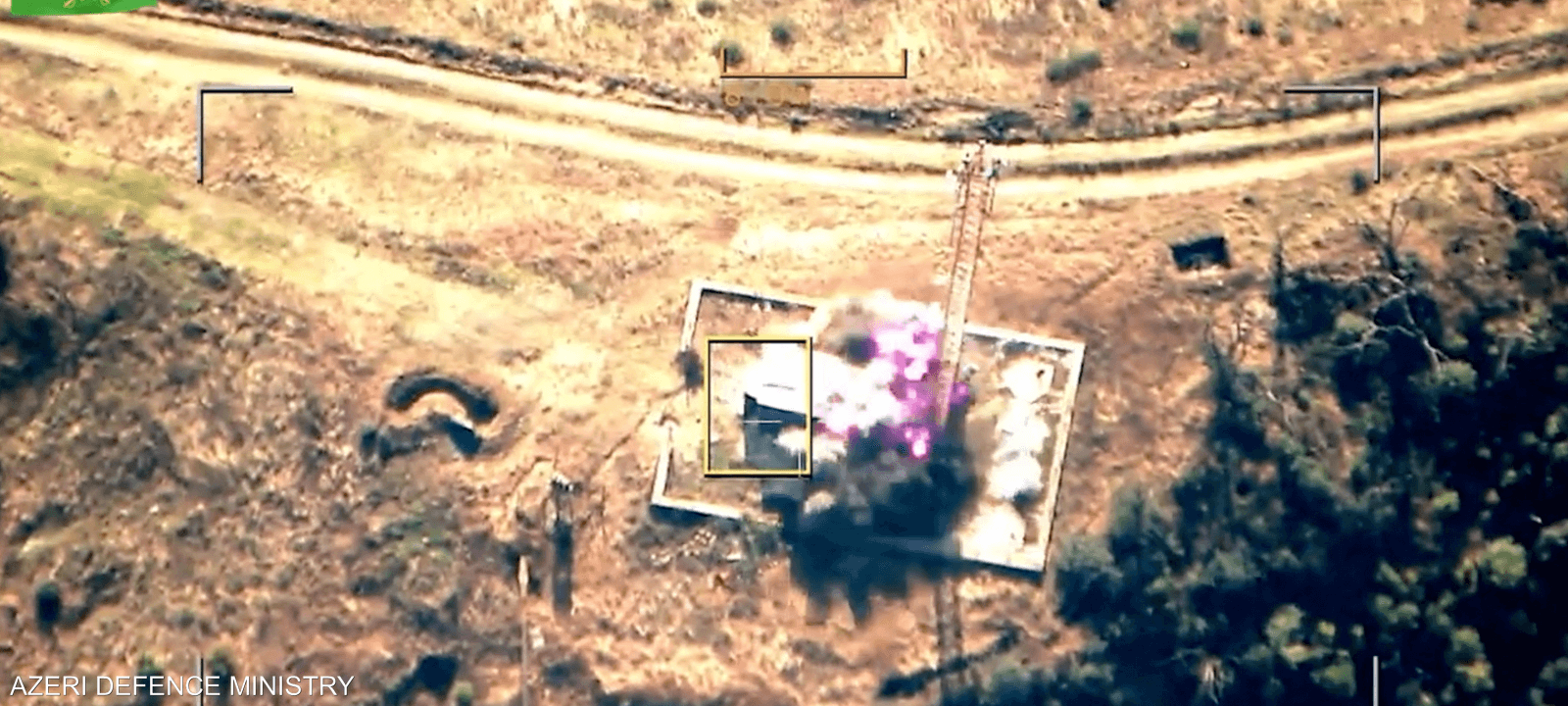 القوات الأذرية وقصف جوي في ناغورني كاراباخ