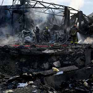 أعلنت السلطات في كييف اعتراض 36 صاروخا