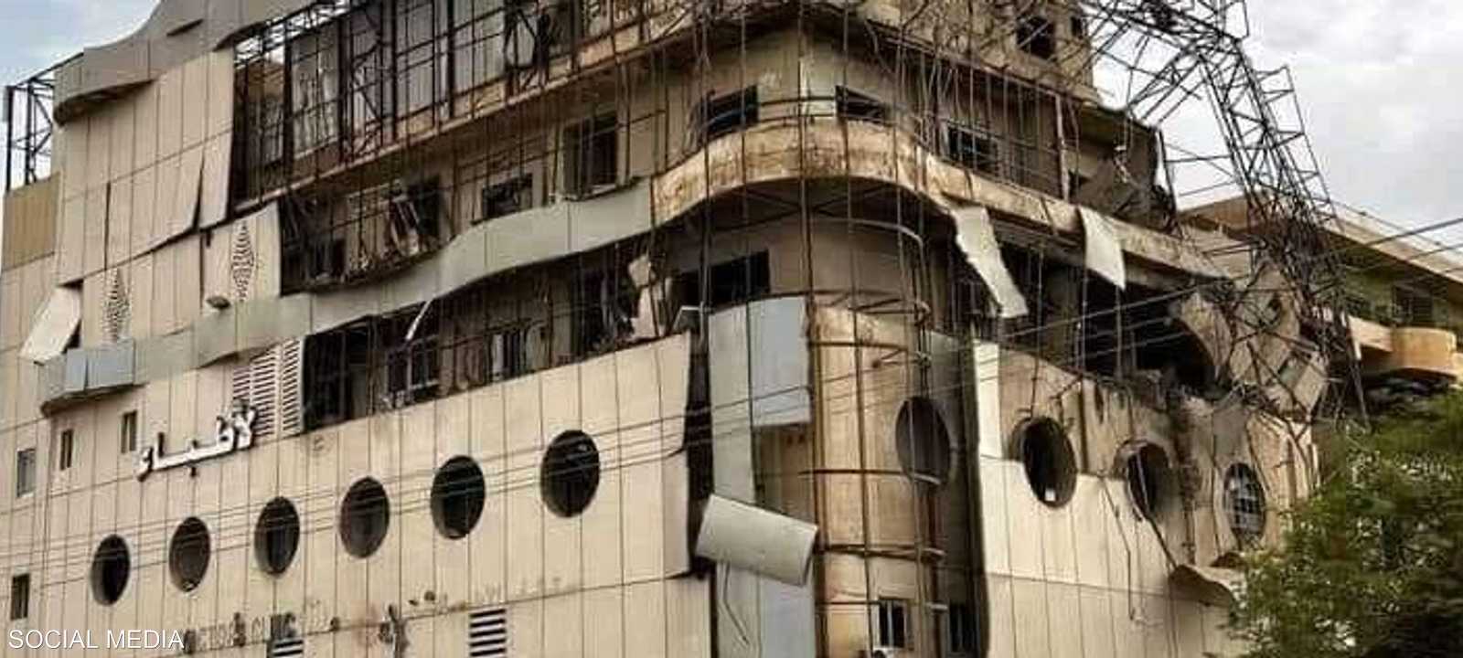 خرج مستشفى الأطباء من الخدمة بسبب القصف