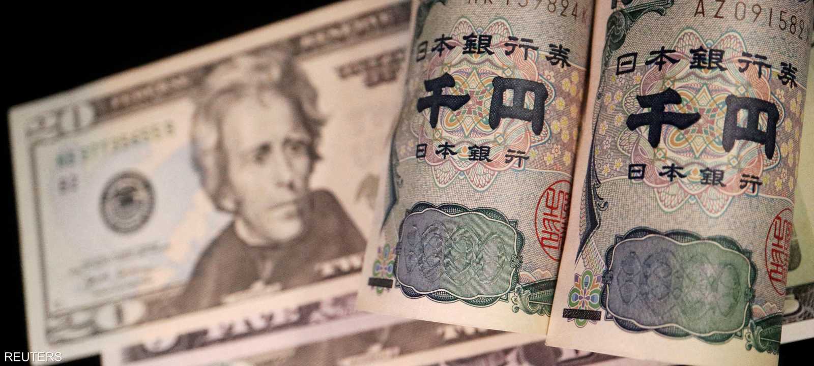 الين الياباني يهبط مقابل الدولار