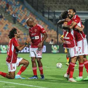 حسين الشحات هداف الجيل في البطولات الأفريقية برصيد 17 هدفا