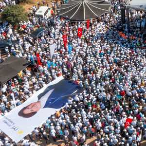 أحد التجمعات لأنصار حزب الخير التركي