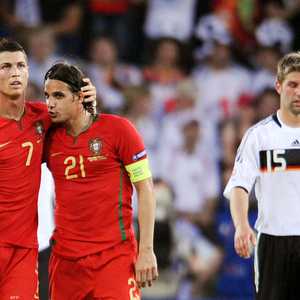 أرشيفية لرونالدو وغوميز