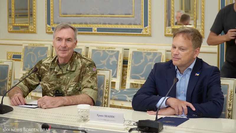 وزيرا الدفاع البريطاني والفرنسي في كييف