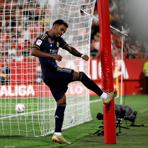 رودريغو يعبر عن سخطة لتضييع فرصة تسجيل هدف