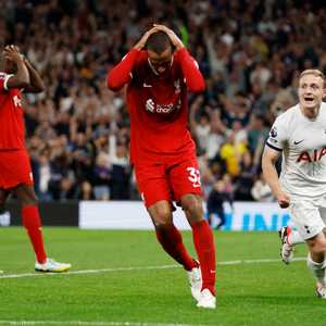 ليفربول خسر المباراة في الوقت الضائع بهدف عكسي