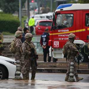 عربات الإسعاف هرعت إلى مكان الحادث