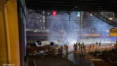 فيديو لـ"مأساة فينيسيا".. 21 قتيلا في سقوط حافلة من فوق جسر