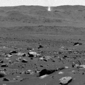 كاميرا ناسا ترصد شيطان الغبار على سطح المريخ