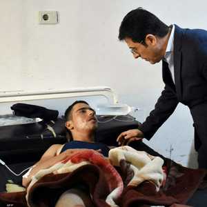 وزير الصحة السوري يتفقد أحد جرحى هجوم المسيرات
