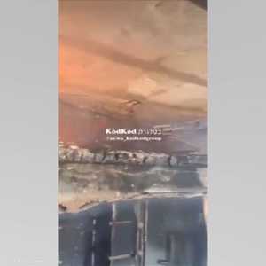 دمار كبير بأحد مباني تل أبيب إثر ضربة صاروخية