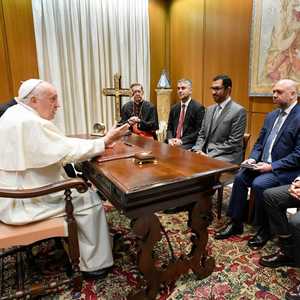 الدكتور سلطان الجابر يلتقي البابا فرنسيس في روما