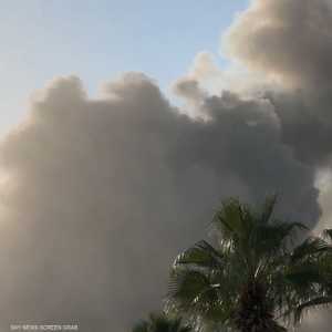 إسرائيل تواصل غاراتها على غزة ومراسلنا يرصد لنا الصورة