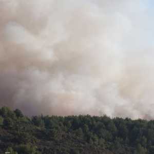 الدخان يتصاعد في قصف سابق على حدود لبنان وإسرائيل. أرشيف