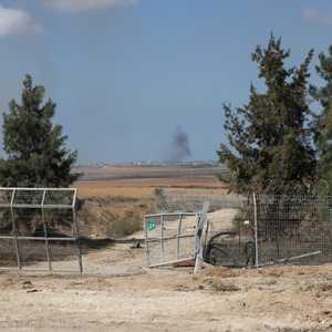 آثار تسلل مسلحي حماس من غزة إلى جنوب إسرائيل