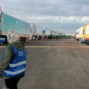 شاحنات تنتظر في رفح للدخول إلى قطاع غزة