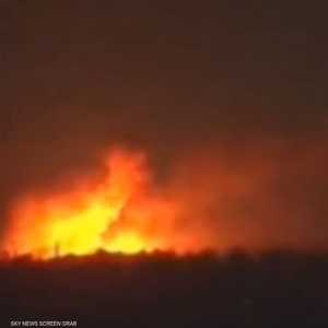 ألسنة اللهب تتصاعد من خط أنابيب الغاز