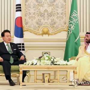 ولي العهد السعودي يستقبل رئيس كوريا الجنوبية