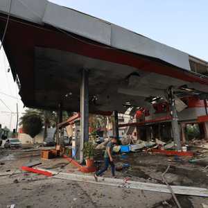 من القصف الذي طال محطة وقود في القطاع