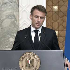 ماكرون: ندعم جهود إدخال المساعدات ونسعى لإحياء حل الدولتين