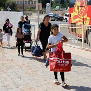 نحو 200 ألف إسرائيلي نزحوا في الداخل