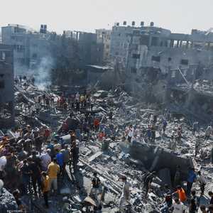 تشن إسرائيل قصفا مكثفا وعنيفا على قطاع غزة