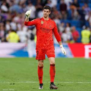 كورتوا متزوج من عارضة أزياء إسرائيلية