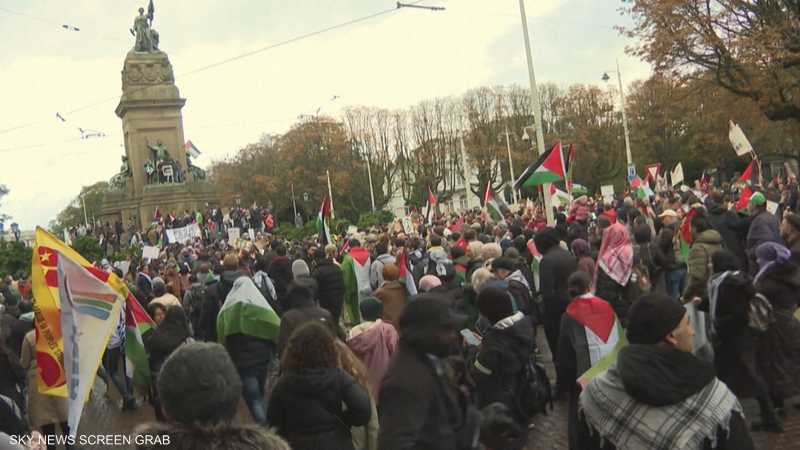 مطالب دولية وشعبية لإسرائيل بضرورة احترام القانون الإنساني