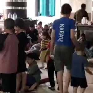 لجأ كثير من سكان غزة للمستشفيات خوفا من القصف الإسرائيلي