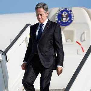 بلينكن يصل إسرائيل لبحث حرب غزة