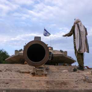 دبابة إسرائيلية على الحدود اللبنانية