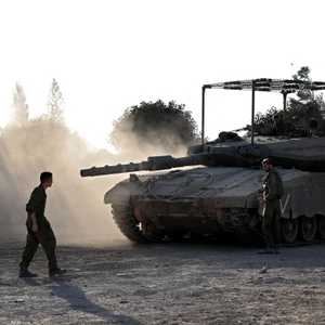 تسعى القوات الإسرائيلية إلى عزل مدينة غزة