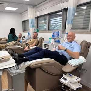 غيرهارتز وفريقه تبرعوا بالدم في مركز شيبا الطبي