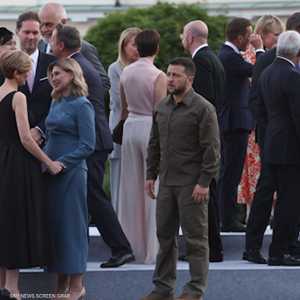 زيلينسكي يعبر عن مخاوفه من تراجع الدعم الغربي لبلاده