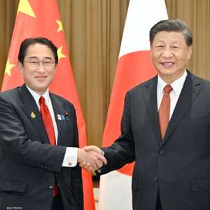 الرئيس الصيني شي جينبينغ ورئيس الوزراء الياباني كيشيدا