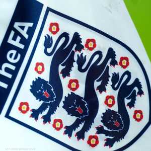 اتحاد الكرة الإنجليزي فتح تحقيقا في الواقعة