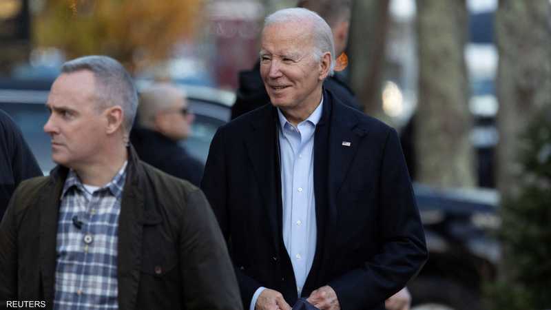 أثناء تجول بايدن هتف بعض من في الحشد المتجمع "فلسطين حرة!"