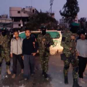 حماس أعادت عشرات الرهائن إلى إسرائيل ضمن صفقة تبادلية