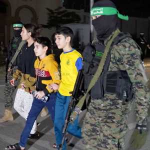 عشرات الرهائن والأسرى حرروا خلال الهدنة